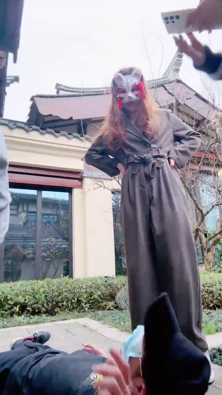 维妮 (84)